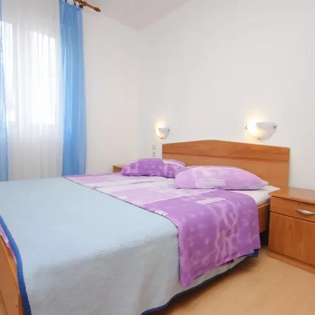 بيت ضيافة Double Vis 3034a 3*
